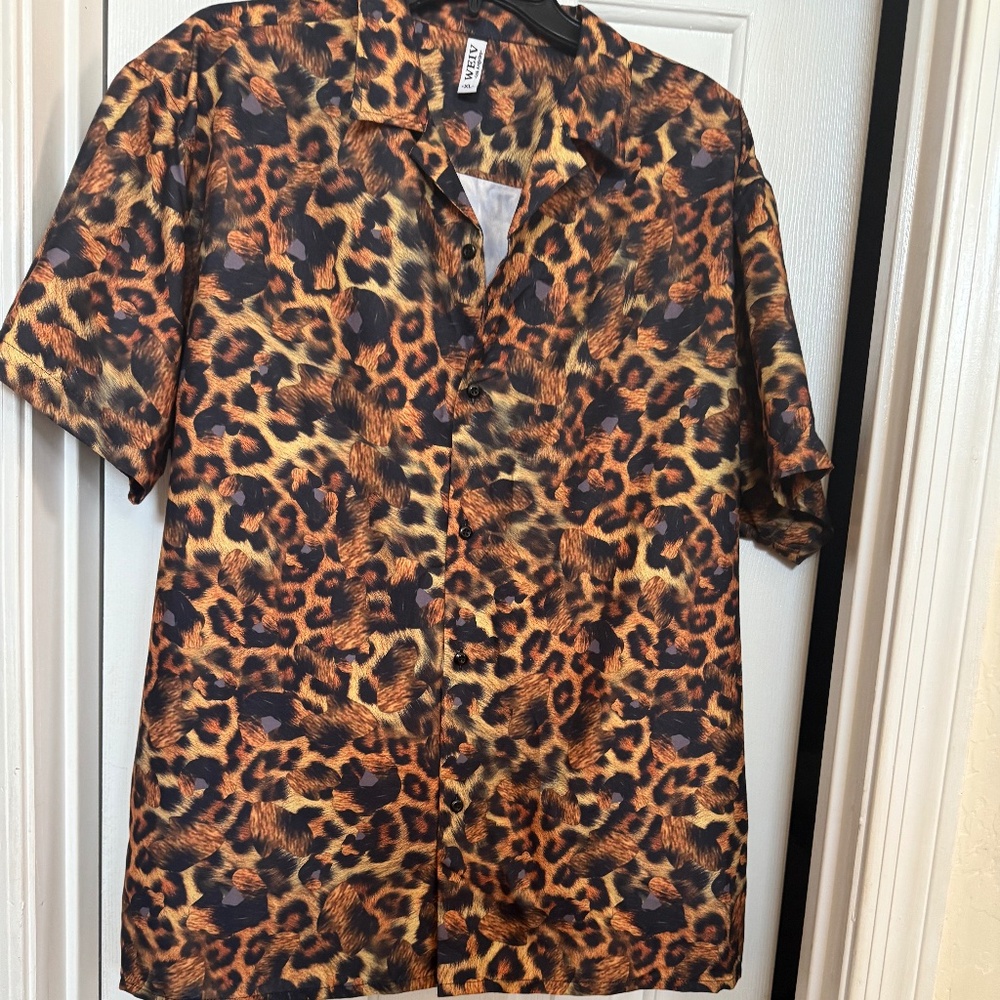 WEIV Los Angelas  Mens Animal Abstract Print Shirt SZ XL